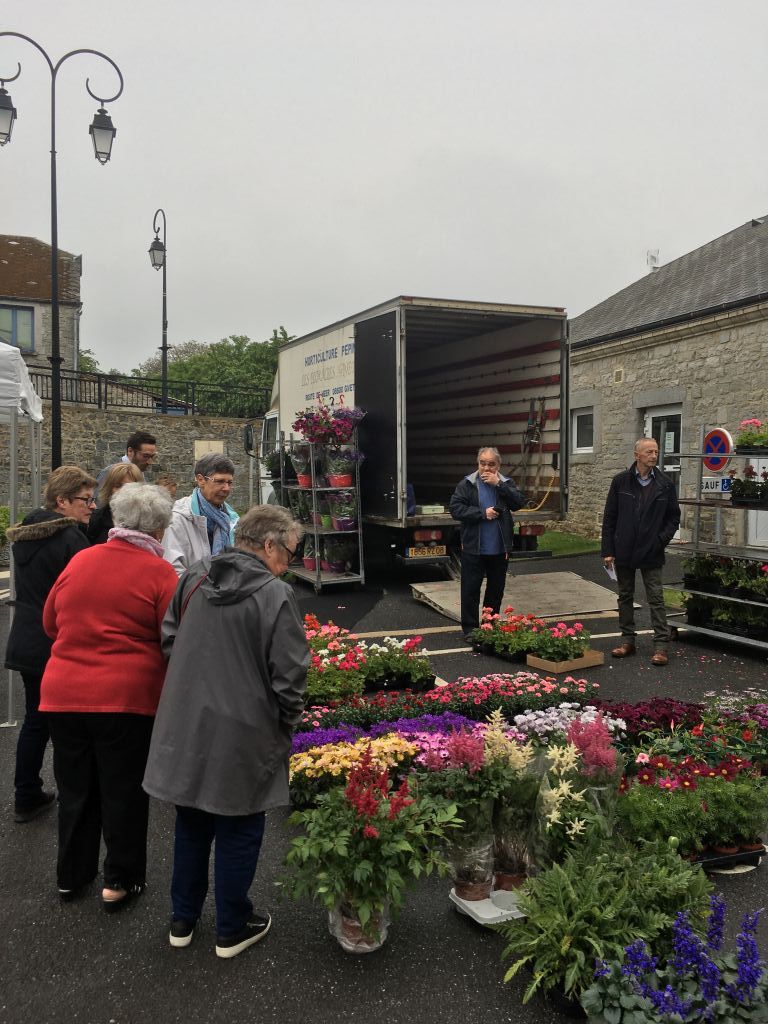 marche aux fleurs 1 2019